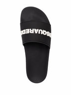 DSQUARED2 embossed logo detail slides