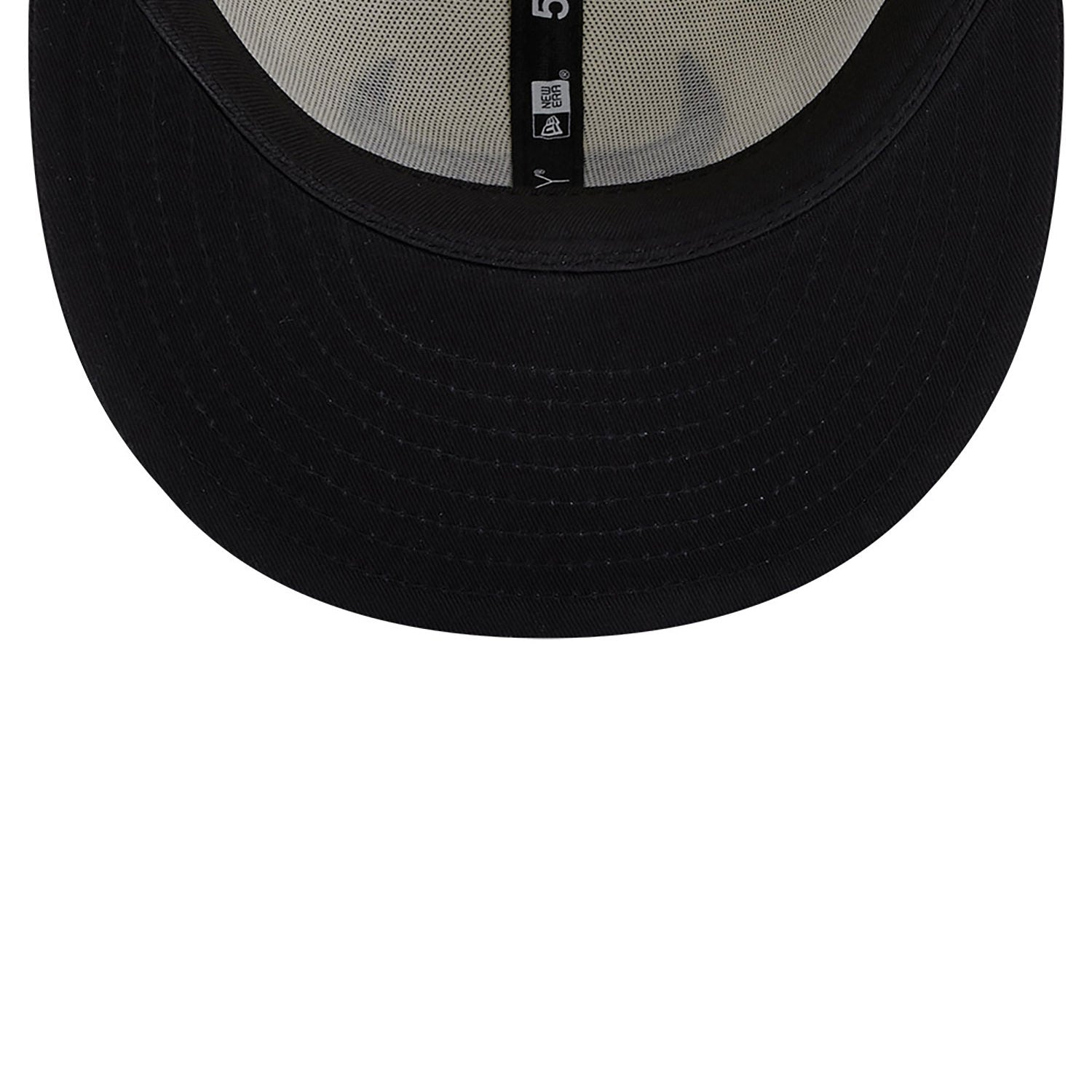 Chicago Bulls 59FIFTY Championships White/Black Cap