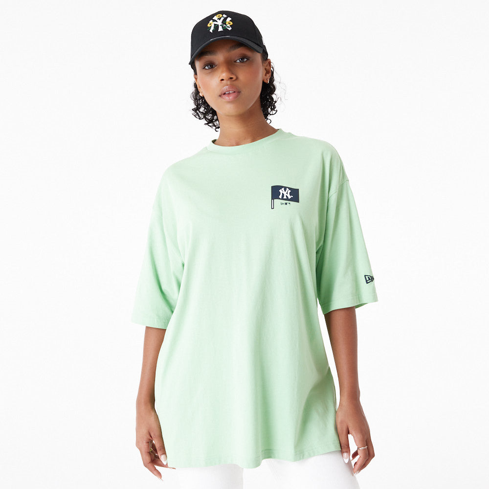 New York Yankees MLB Burger Graphic Oversized Bright Green Tee