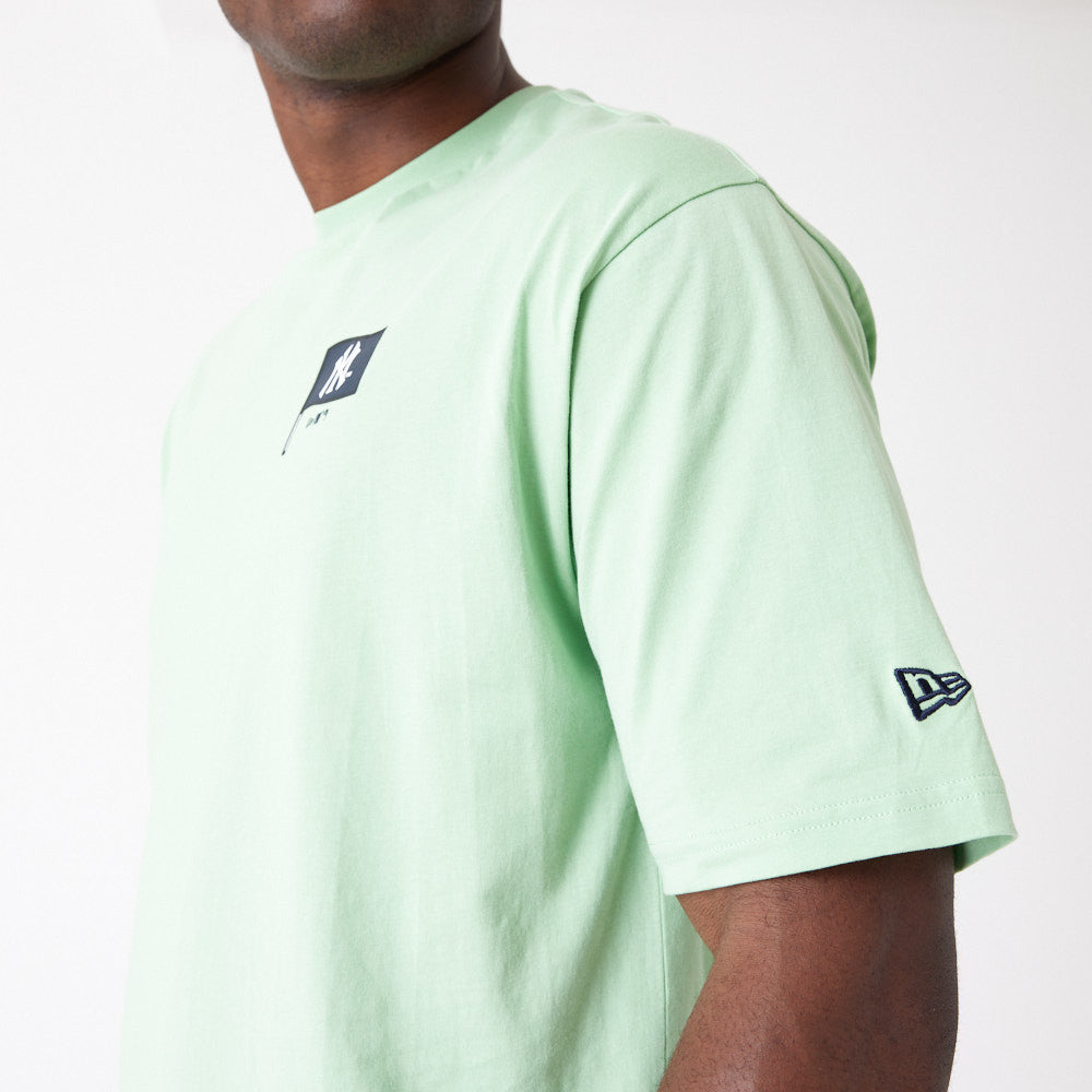 New York Yankees MLB Burger Graphic Oversized Bright Green Tee