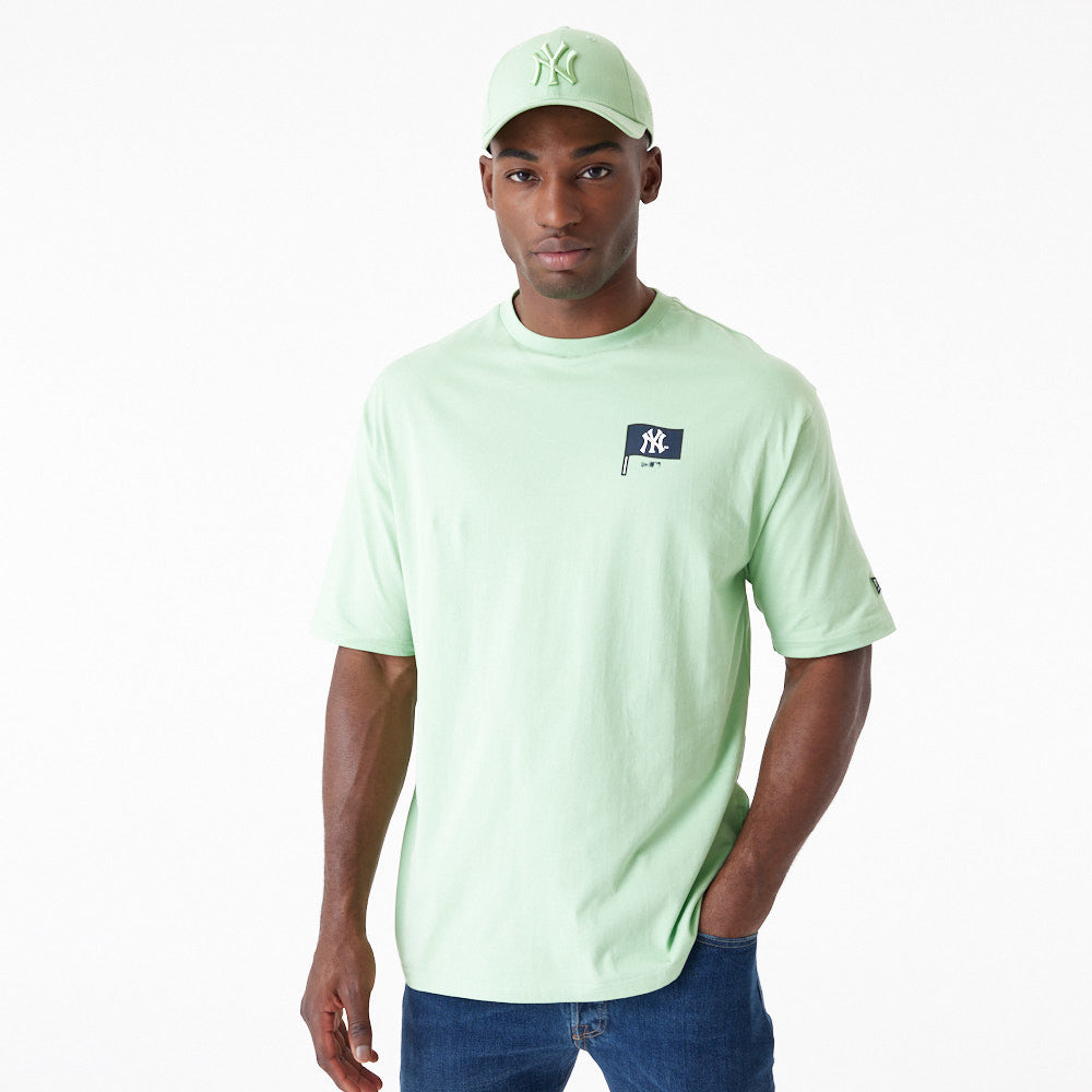 New York Yankees MLB Burger Graphic Oversized Bright Green Tee