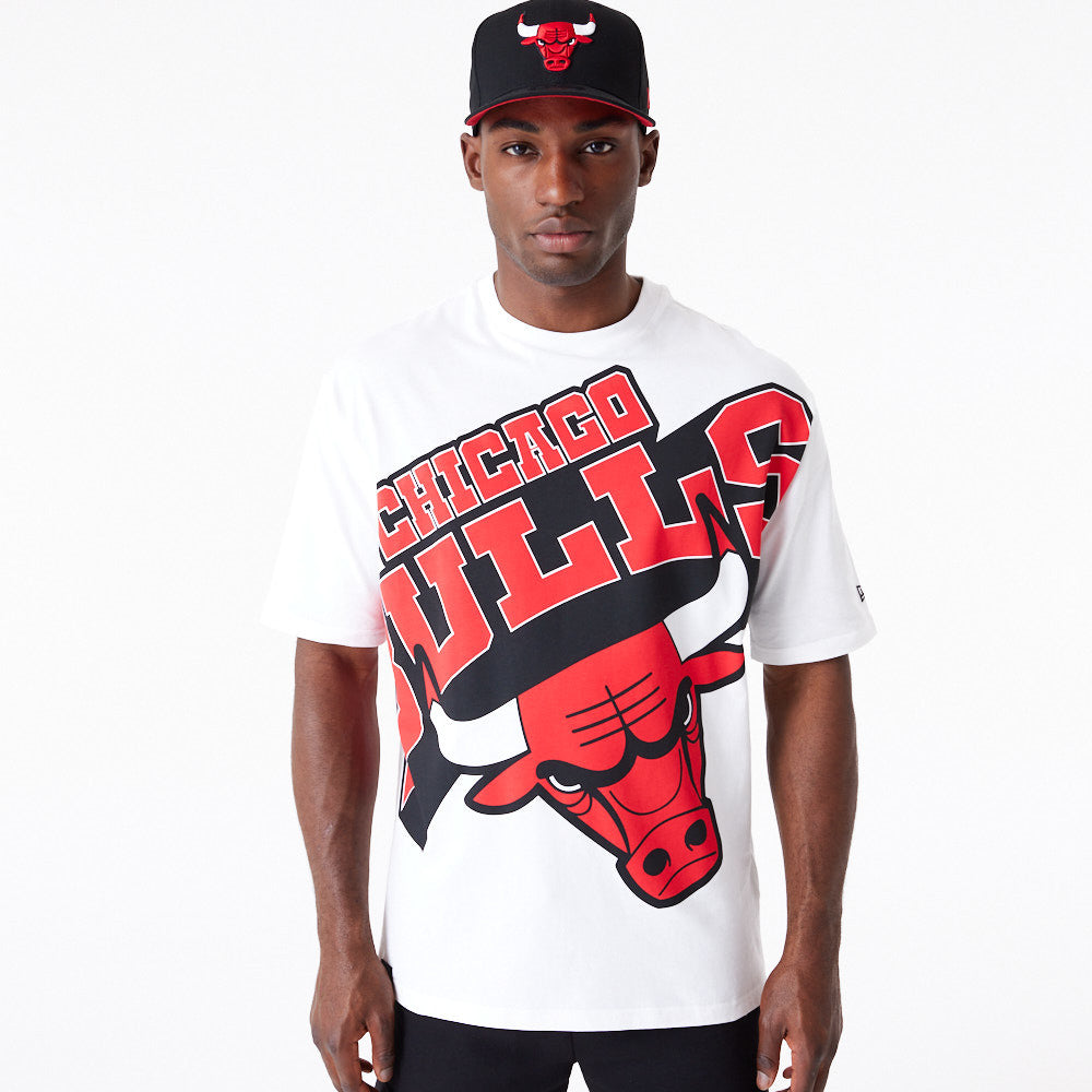 Chicago Bulls NBA Large Wordmark Oversized White Tee