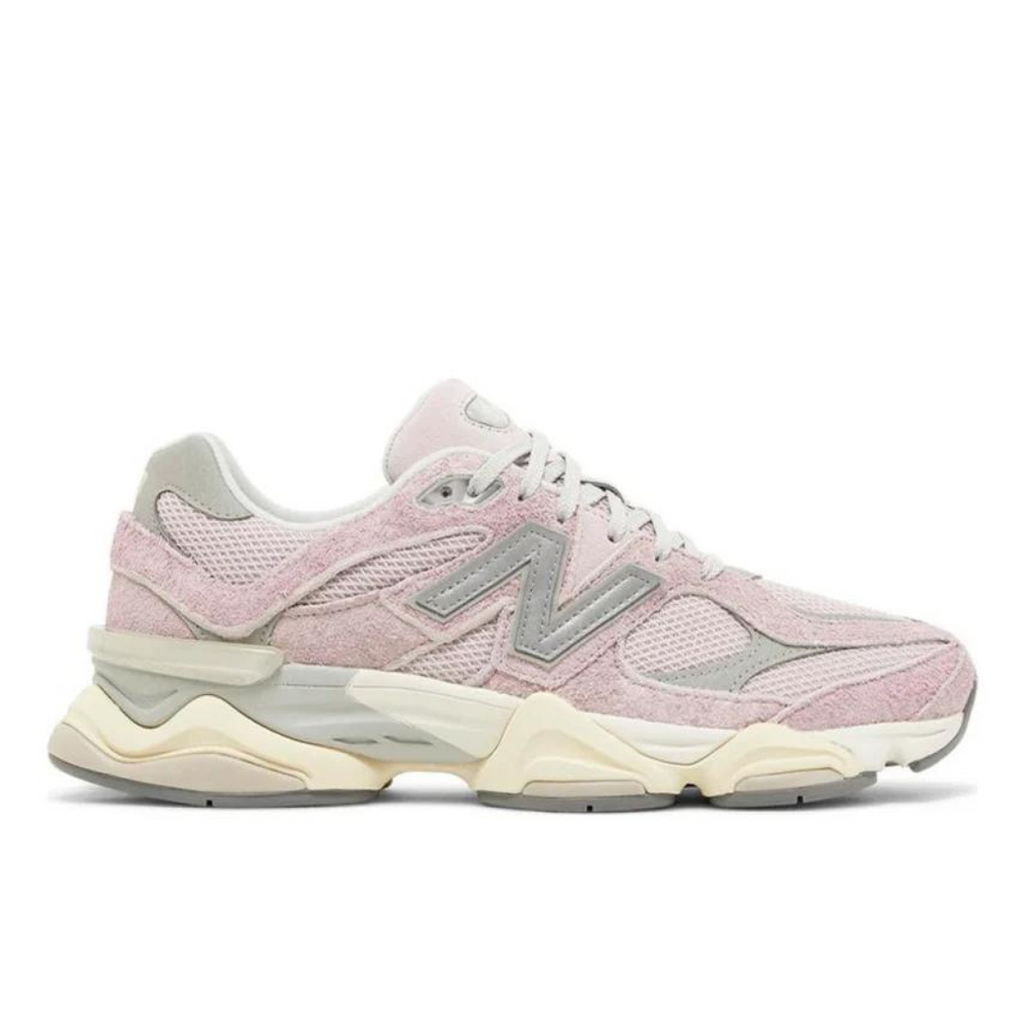 New Balance 9060 - 'December Sky'