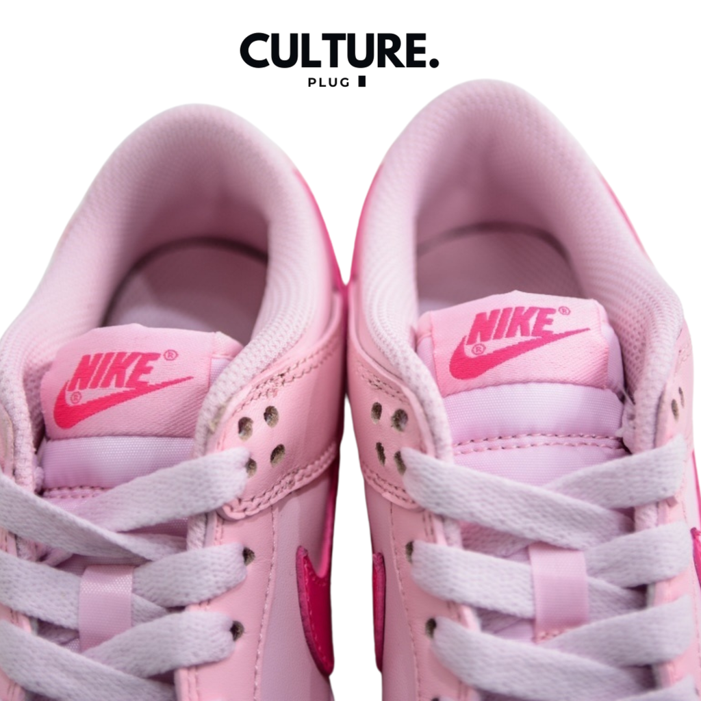 Nike Dunk Low "Triple Pink"