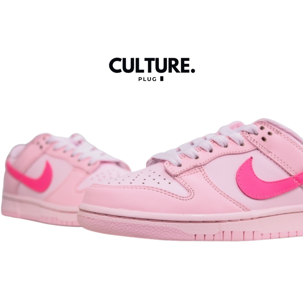 Nike Dunk Low "Triple Pink"